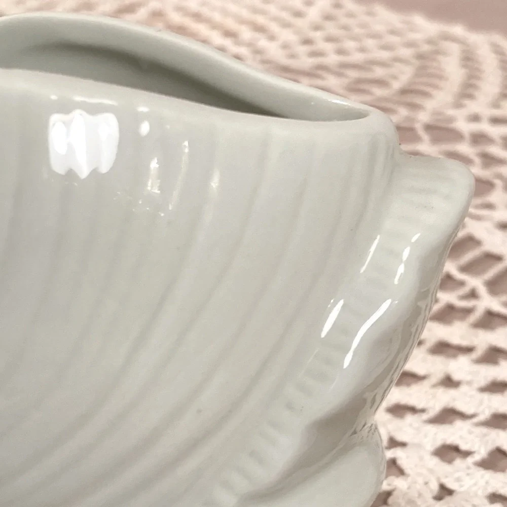 Vintage Graceful Swan Ceramic Planter - Picture 3 of 14